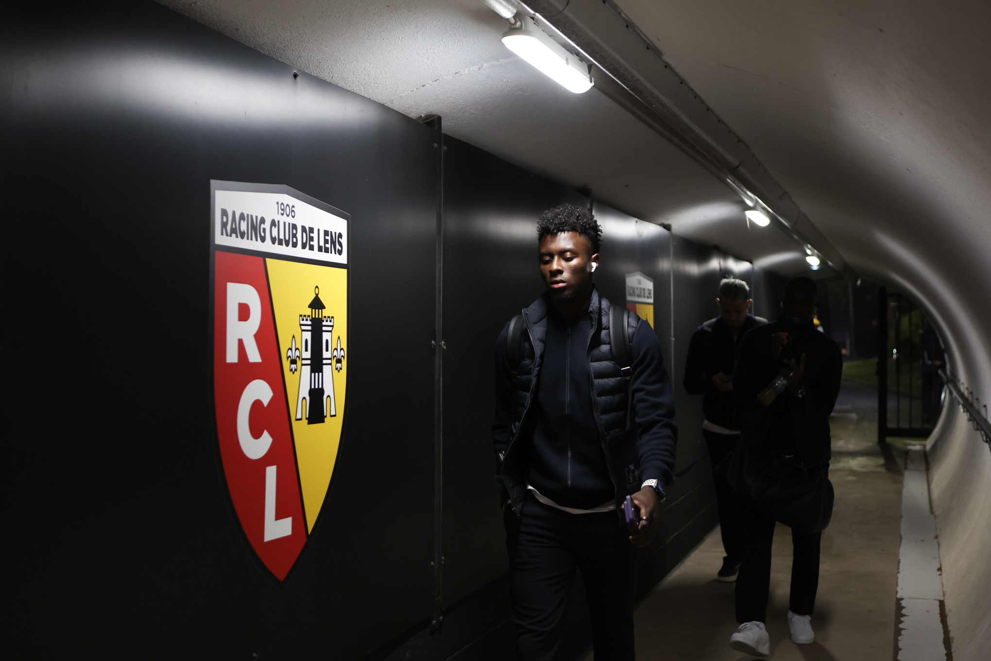 Jhoanner Chavez dans les couloirs de Bollaert.