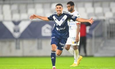 L'attaquant des Girondins de Bordeaux Yanis Merdji après un but contre Saint-Pryvé Saint-Hilaire.