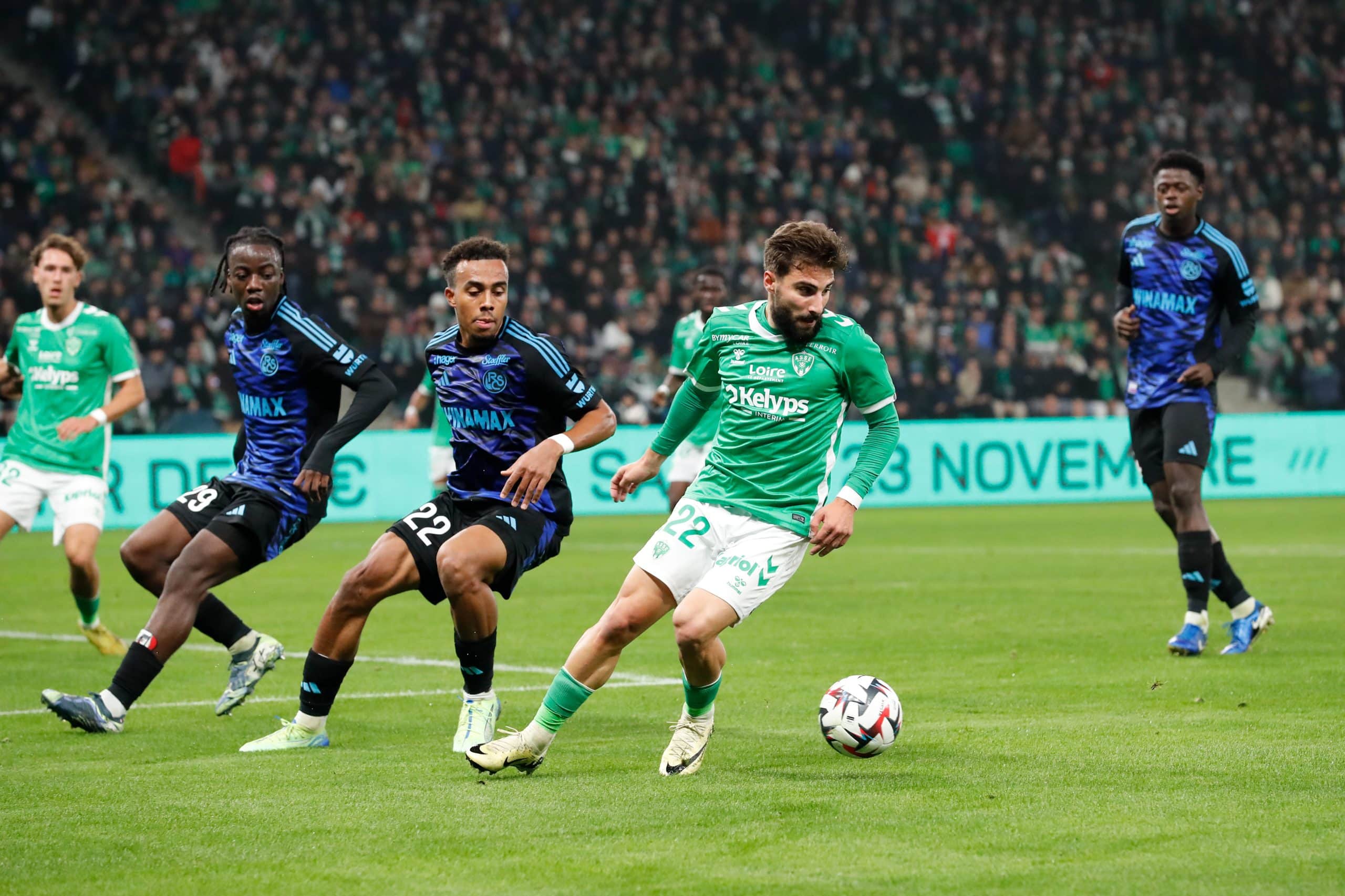 Zuriko Davitashvili lors du match aller entre l'ASSE et le RC Strasbourg