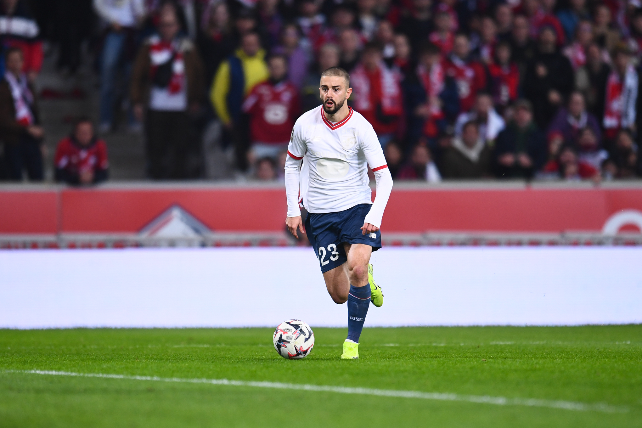 Edon Zhegrova lors d'un match du LOSC la saison dernière.