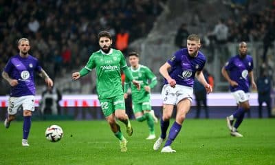 Charlie Cresswell lors du match aller entre Toulouse et l'ASSE