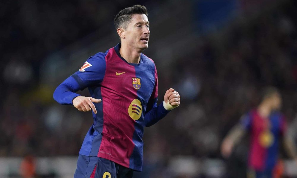 Robert Lewandowski a inscrit un doublé lors de Barbastro - FC Barcelone