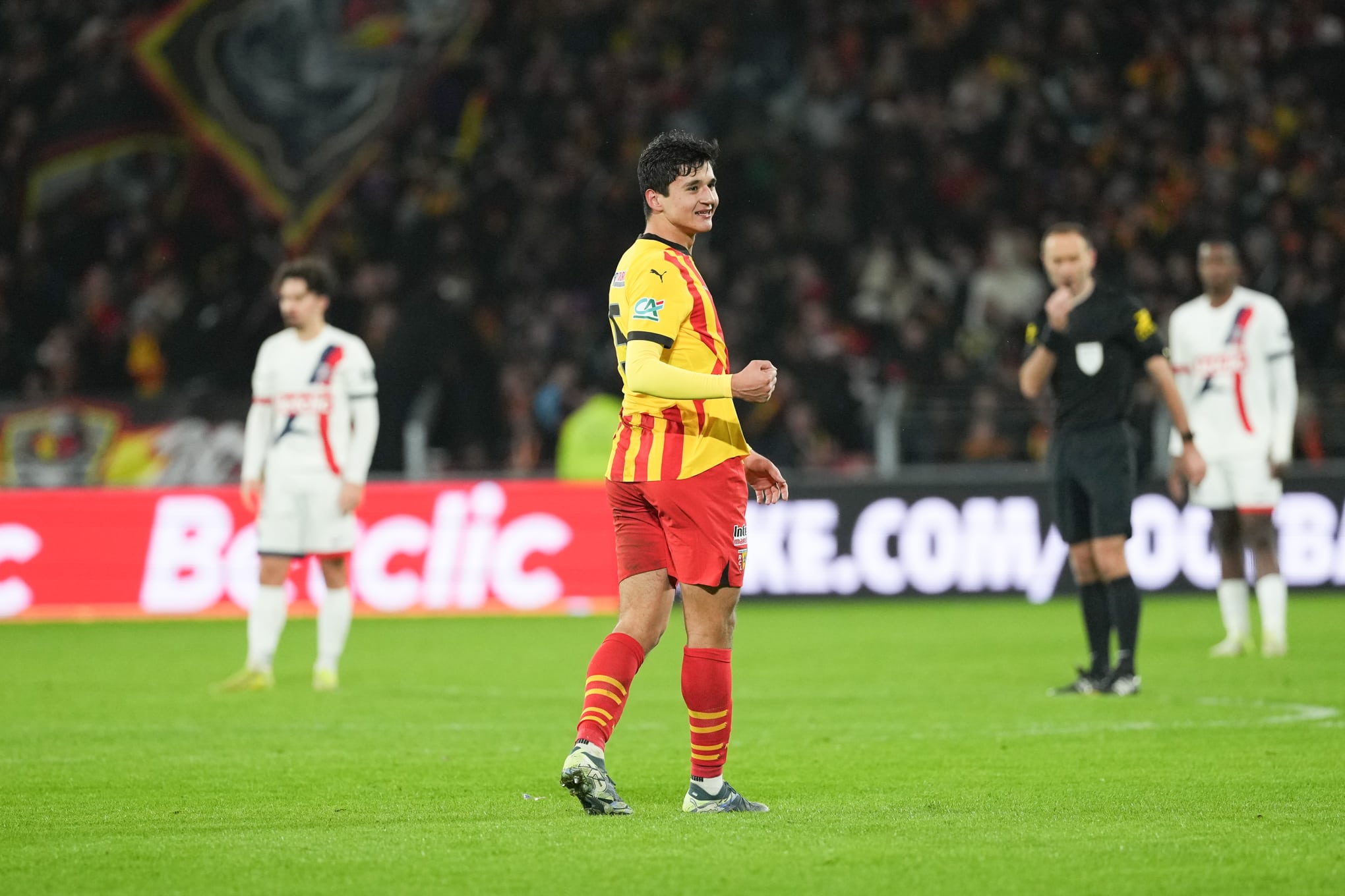 Abdukodir Khusanov, la pépite du RC Lens, que tous les gros s'arrachent.