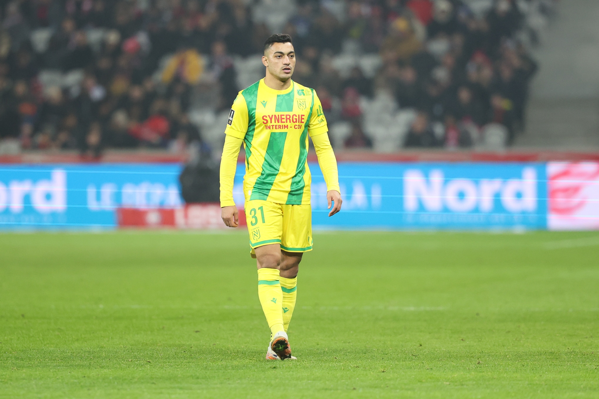 Mostafa Mohamed (FC Nantes) piqué par Antoine Kombouaré.