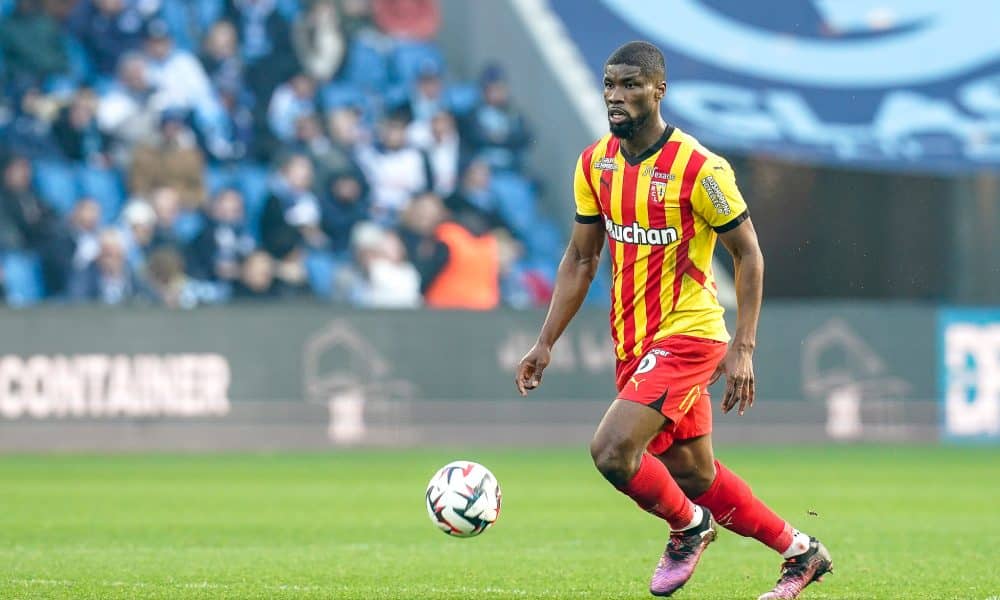 Kevin Danso sous le maillot du RC Lens