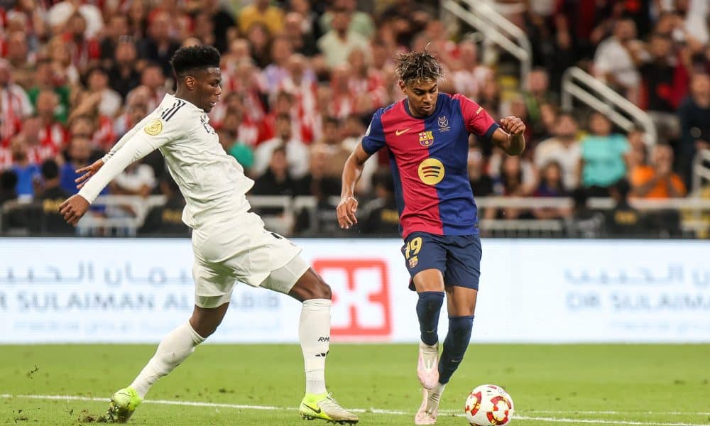 Un duel Tchouaméni-Yamal lors de la finale de la Supercoupe d'Espagne entre le Real Madrid et le FC Barcelone.