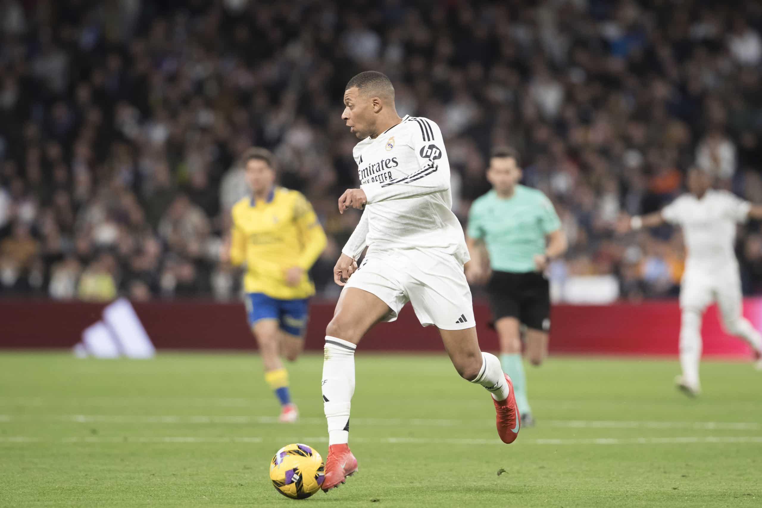 Kylian Mbappé en action lors de Real Madrid-Las Palmas.