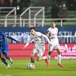 RC Lens Mercato : Bermont évoque son avenir, un club de L1 attend un signe des Sang et Or