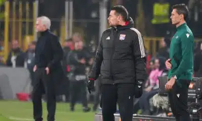 OL : la réponse de Pierre Sage aux rumeurs d’éviction, Mourinho se paie Textor