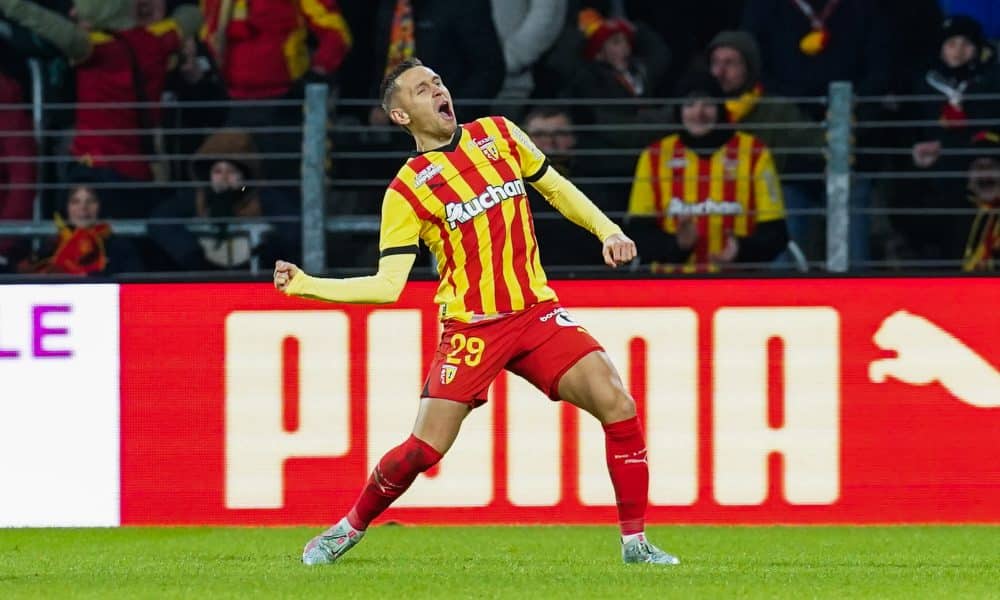 Przemyslaw Frankowski, joueur du RC Lens, qui fête son but face à Angers.