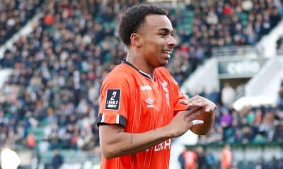 L'attaquant de Lorient Eli Kroupi Junior.