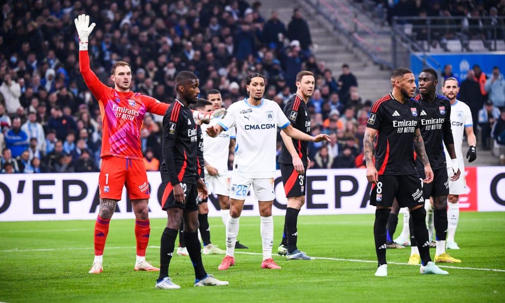 Bilal Nadir, le milieu de l'OM, prend ses aises.