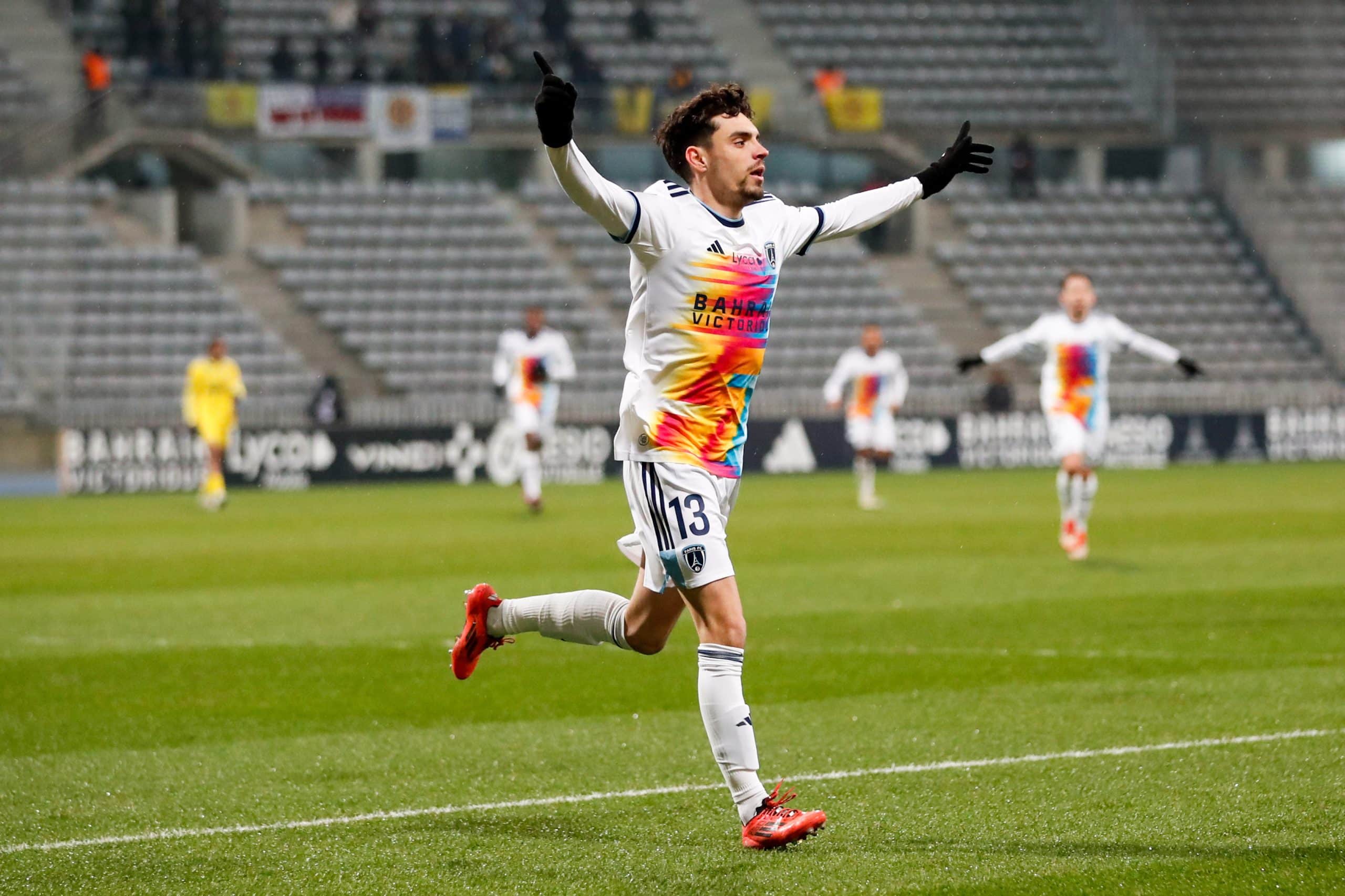 L'attaquant du PFC, Mathieu Cafaro