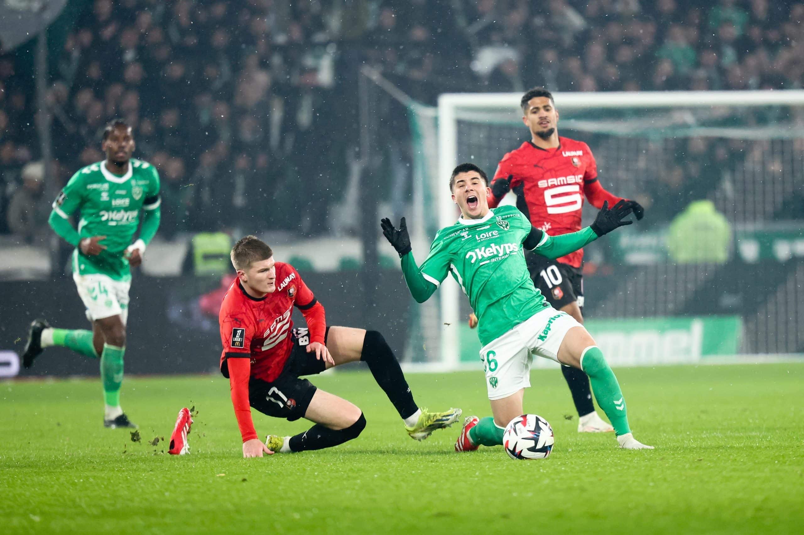 Benjamin Bouchouari, le milieu de terrain de Saint-Etienne.