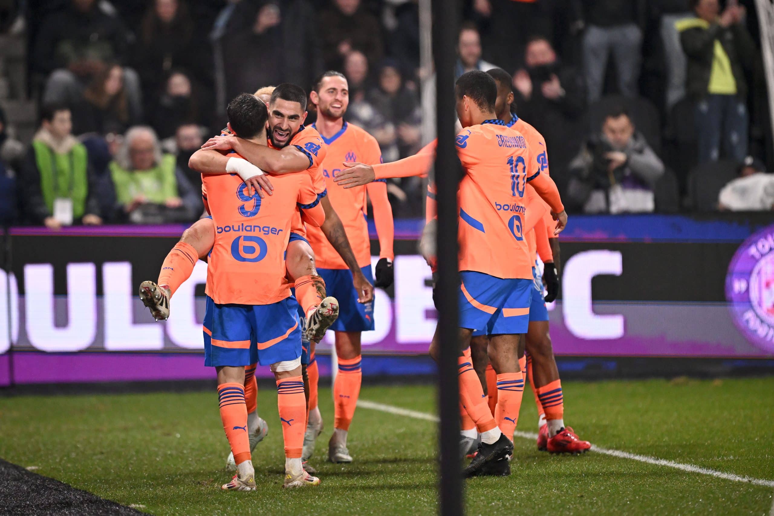 La joie des Marseillais après le deuxième but à Angers.