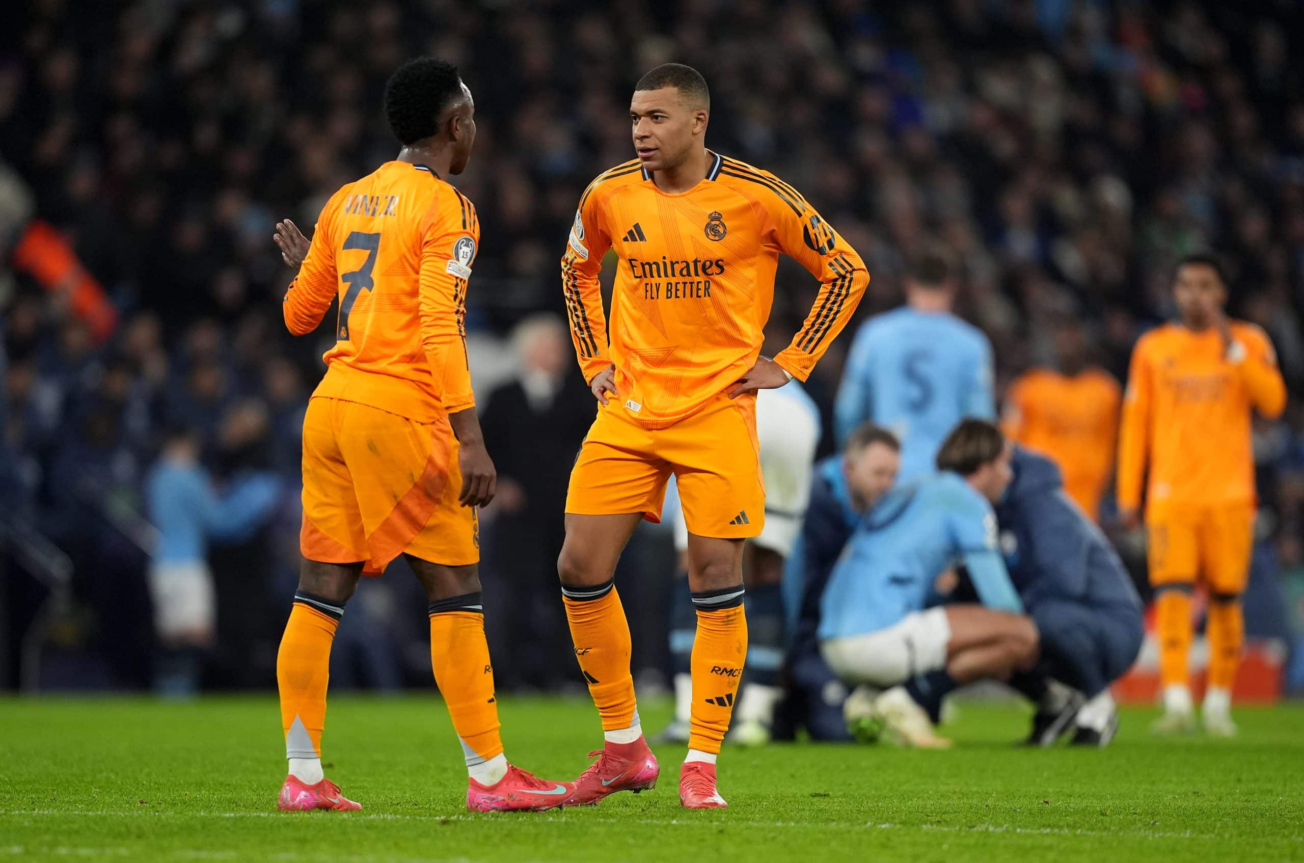 Vinicius Jr et Kylian Mbappé lors d'un match du Real Madrid.