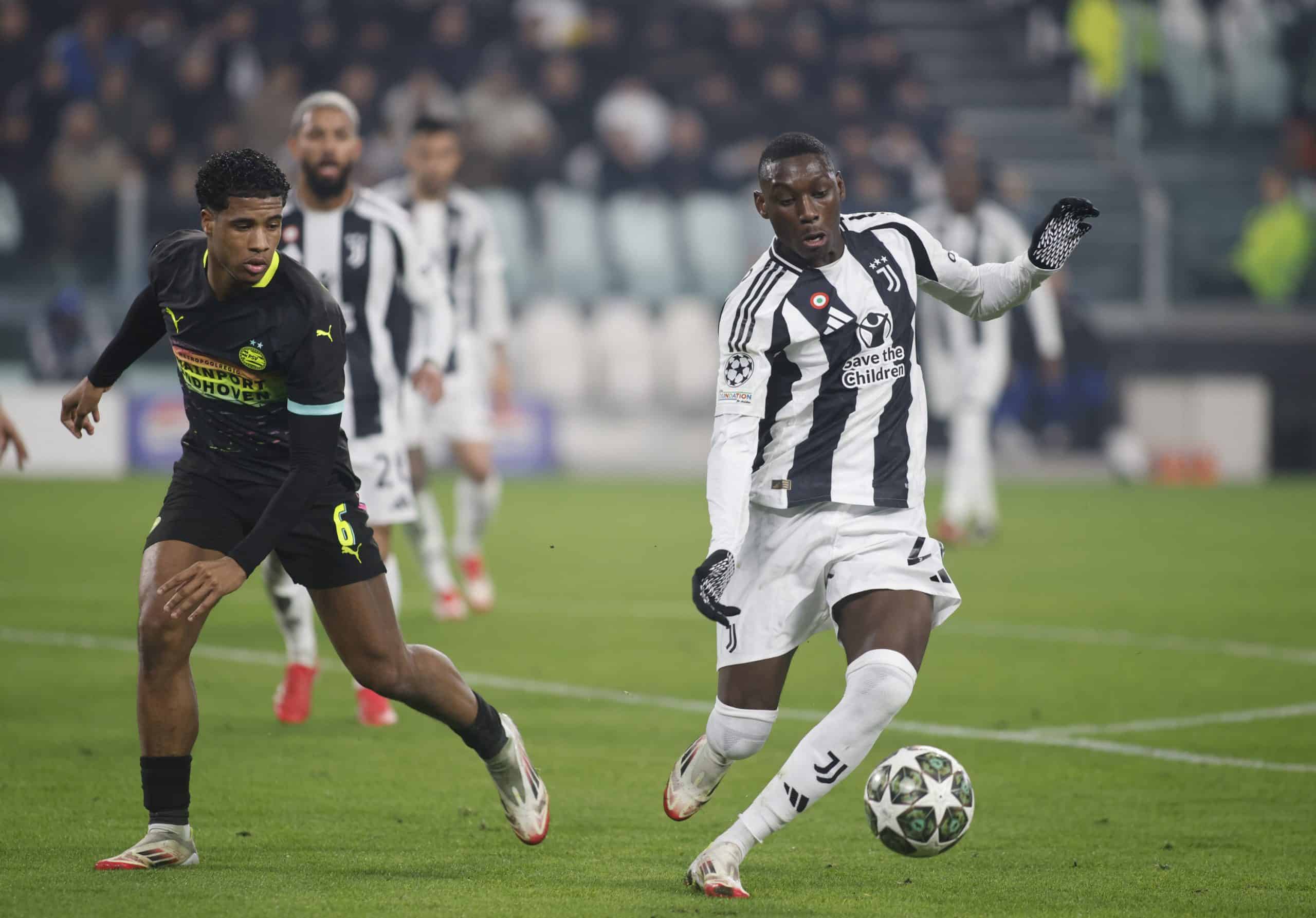 L'attaquant de la Juventus Randal Kolo Muani, en action face au PSV.