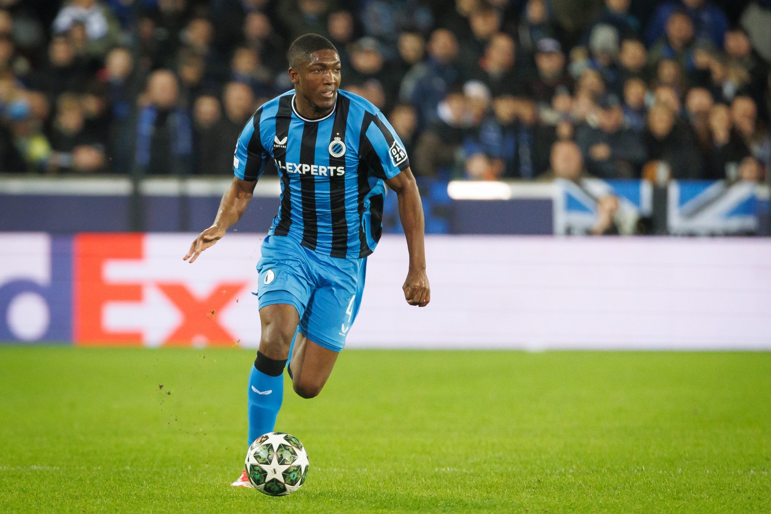 Joel Ordonez en action avec le Club Bruges.