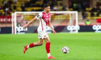 FC Barcelone Mercato : le Barça ne lâche pas ce joueur de L1 dont toute l’Europe raffole ! 