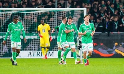 La joie des joueurs de l'ASSE après un but face au SCO d'Angers.