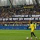 Les banderoles acides de la Brigade Loire avant FC Nantes - RC Lens.