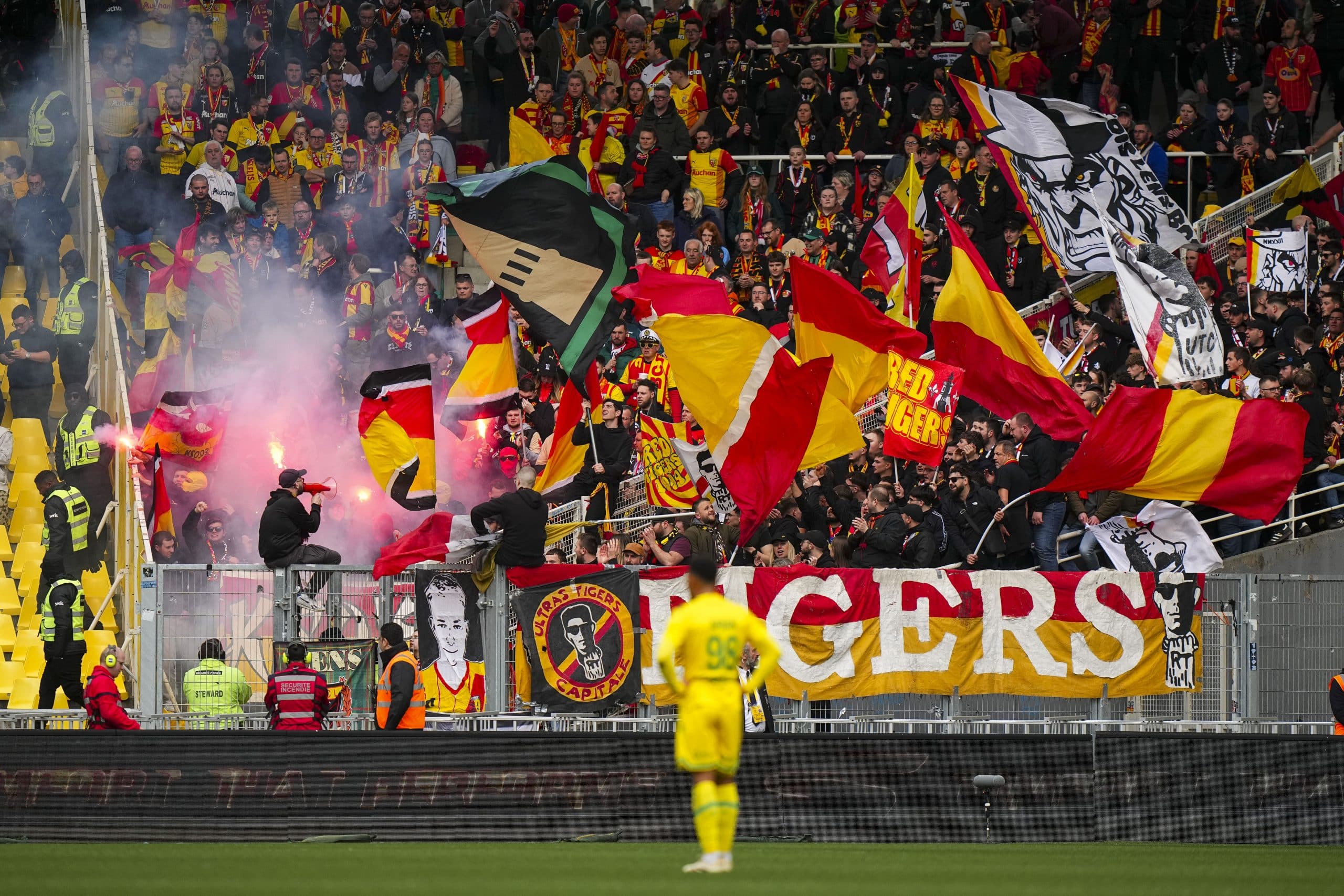 Les supporters lensois lors de FC Nantes - RC Lens