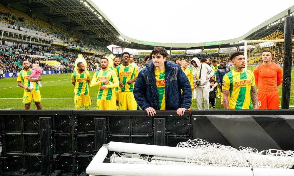 Louis Leroux célèbre le succès du FC Nantes contre Lens.