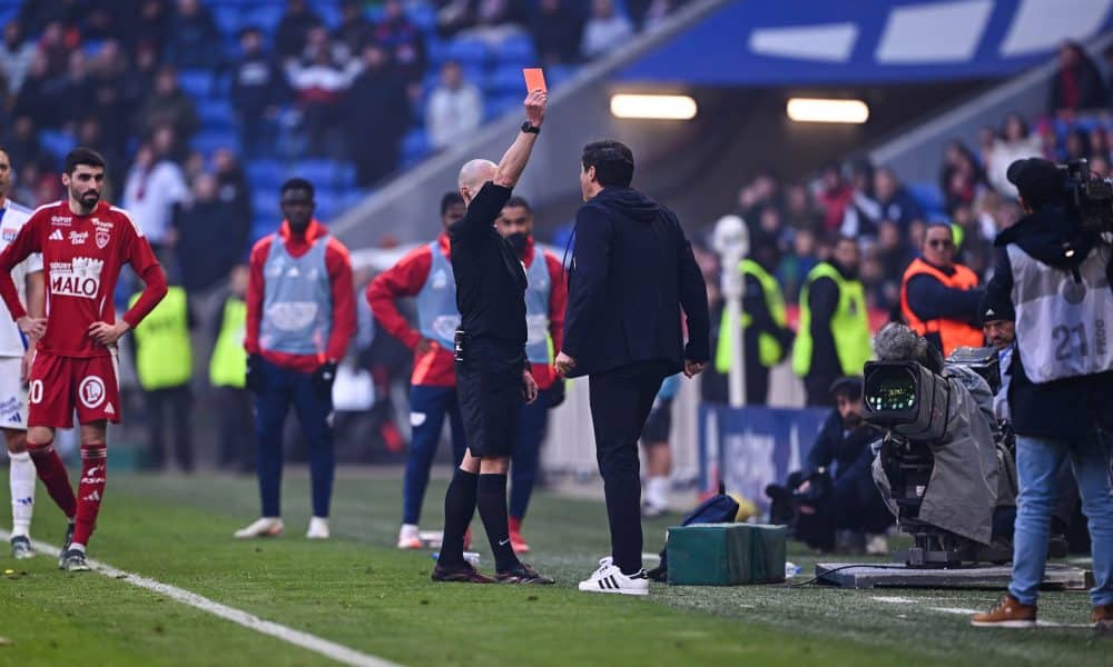 L'expulsion de Paulo Fonseca lors du match OL-Brest.