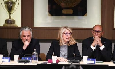 La ministre des Sports, Marie Barsacq, avec les présidents de la LFP et de la FFF.