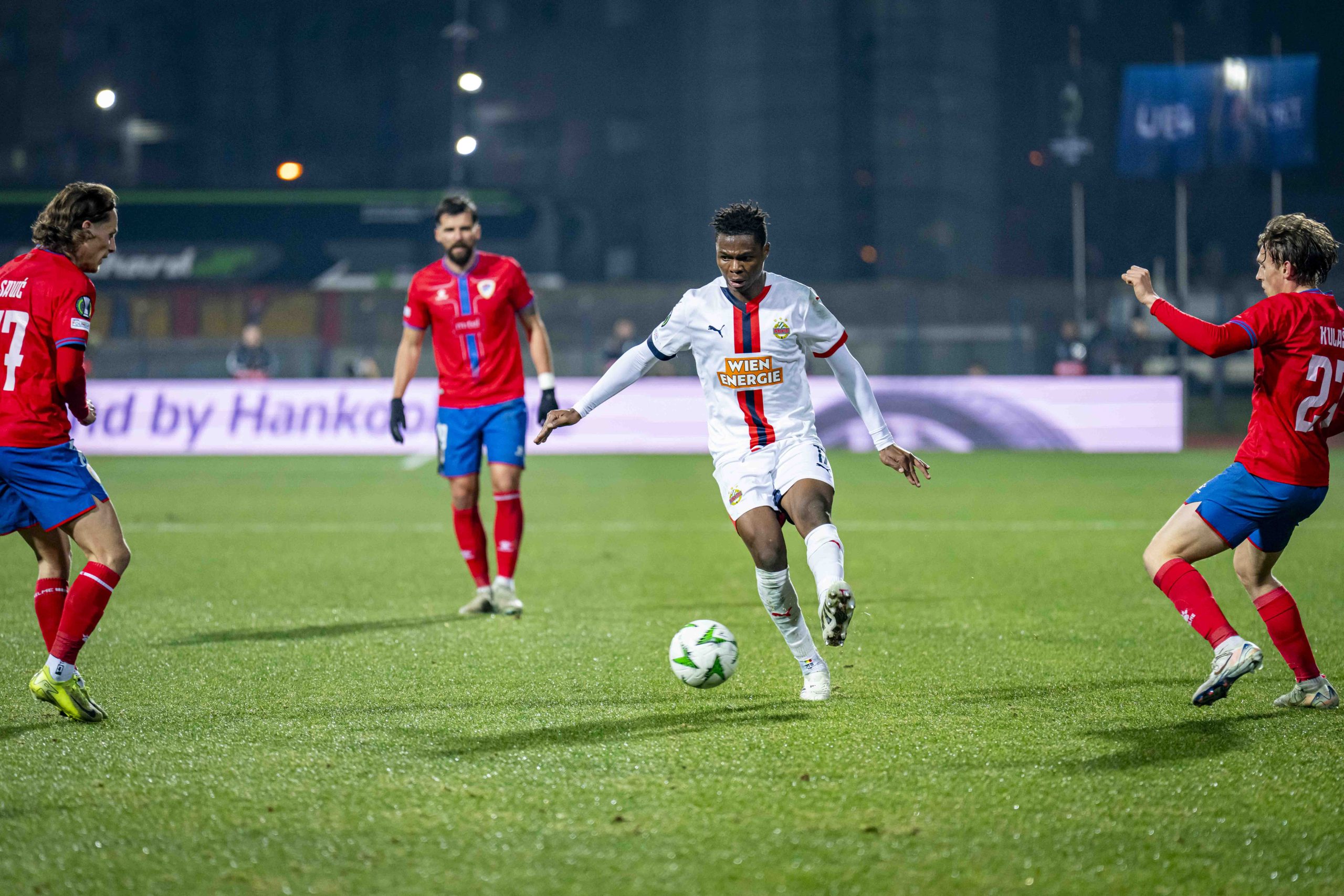 RC Lens Mercato : ça brûle pour Mamadou Sangaré, le Rapid Vienne confirme