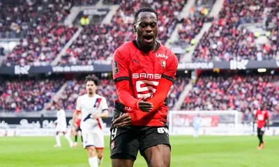 Stade Rennais Mercato : deux clubs passent à l&rsquo;attaque pour Kalimuendo, dont un nouveau riche