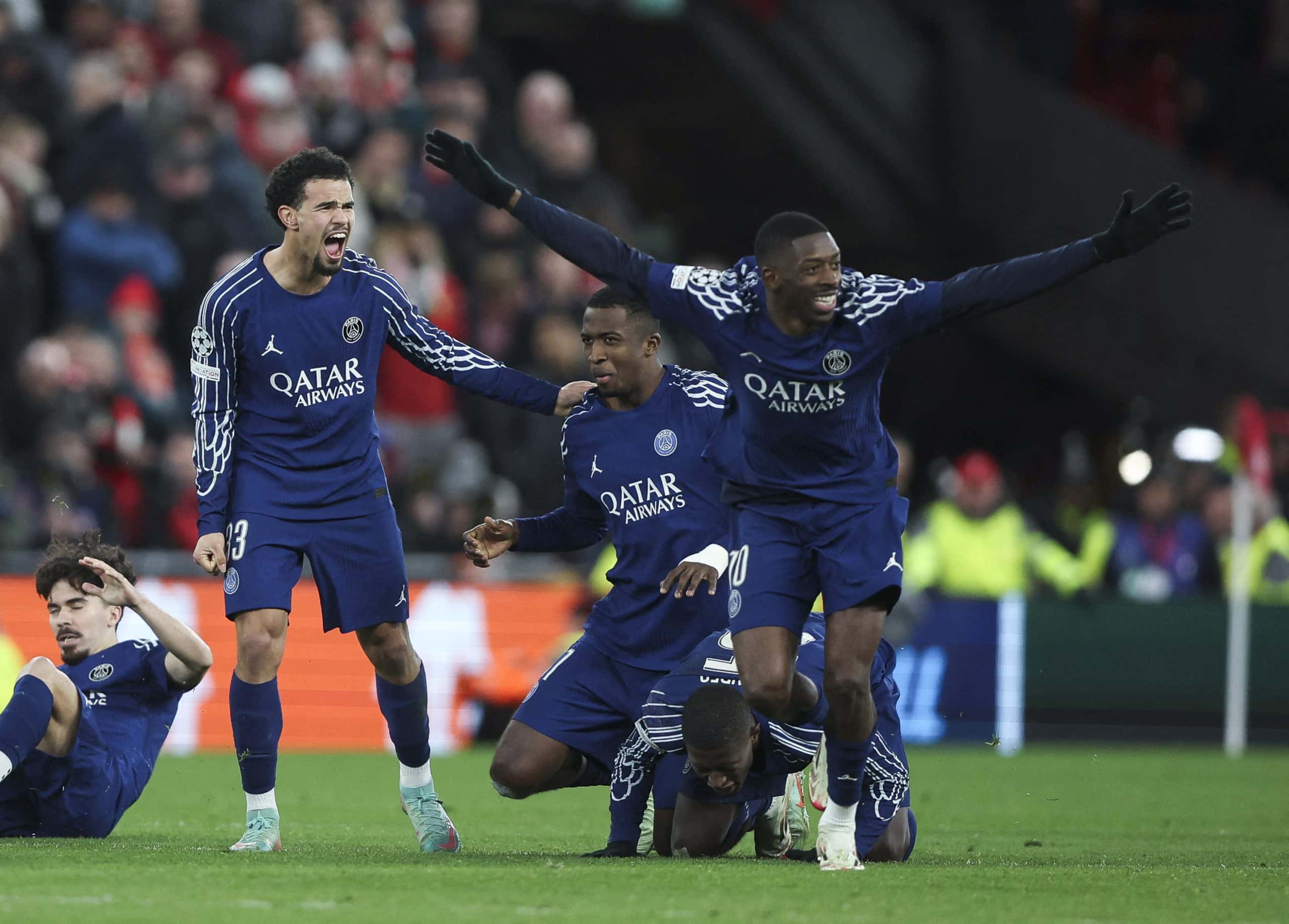 Joie des joueurs du PSG à Liverpool