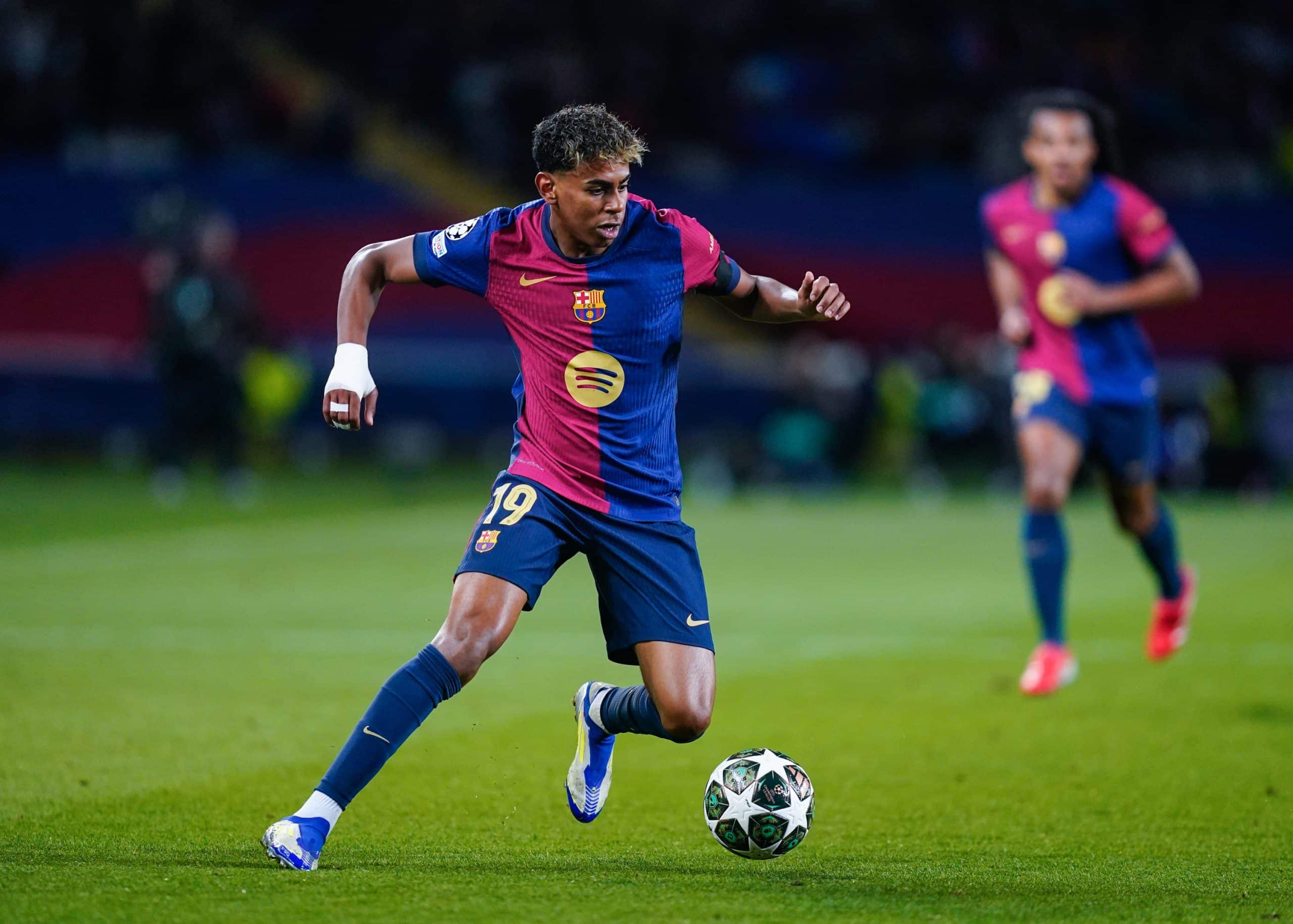 Lamine Yamal en action avec le FC Barcelone.