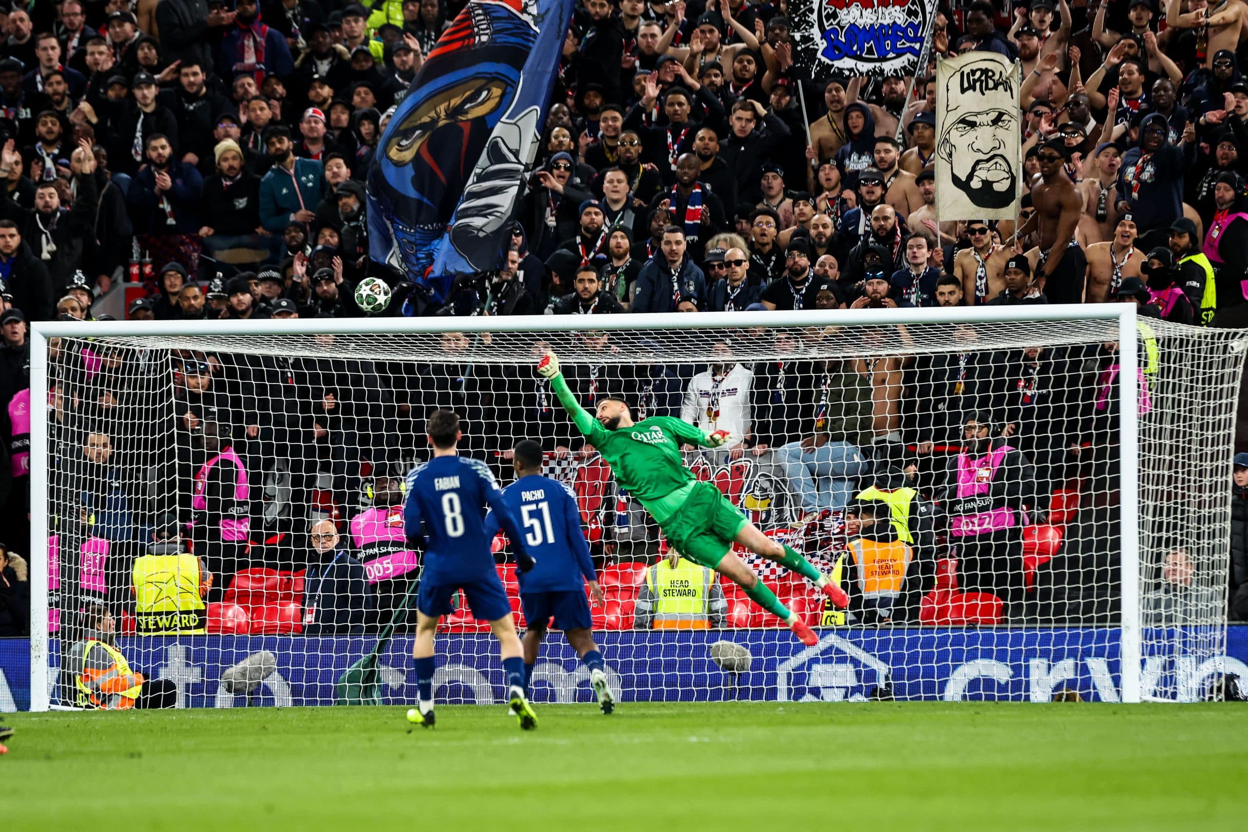 Gianluigi Donnarumma héros du PSG.