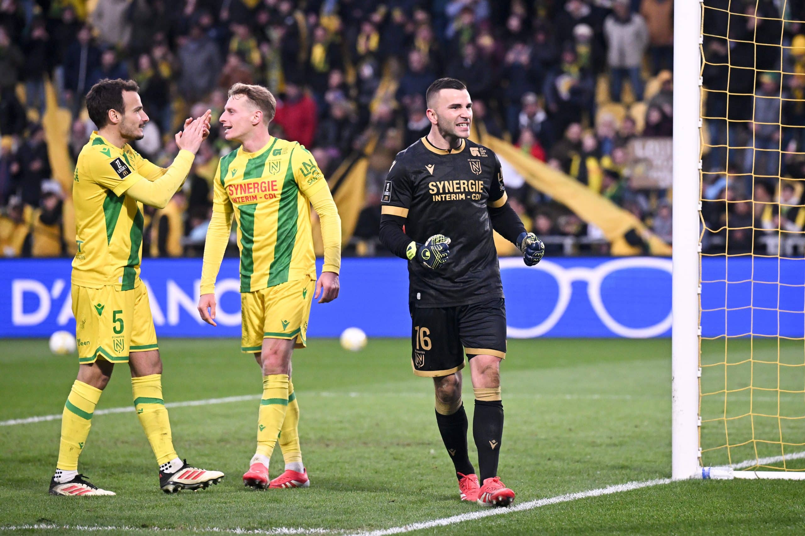 La joie d'Anthony Lopes après la victoire du FC Nantes sur le LOSC.