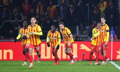 Ruben Aguilar et Neil El Aynaoui aux côtés de leurs coéquipiers du RC Lens