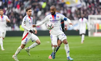 OL Mercato : Lacazette et Tagliafico sont libres, plusieurs anciens lyonnais aussi