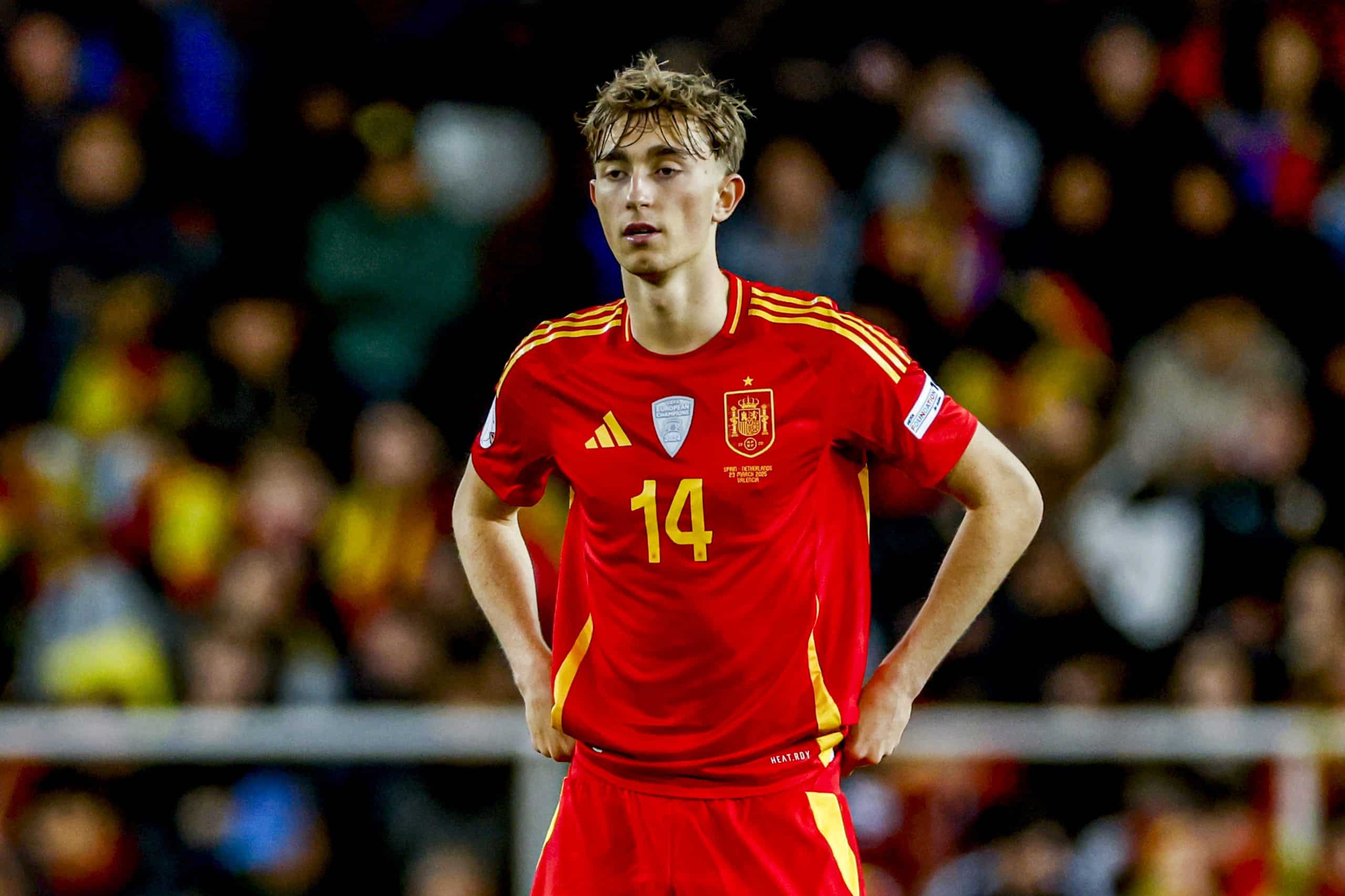 Dean Huijsen lors du match de Ligue des Nations entre l'Espagne et les Pays-Bas.