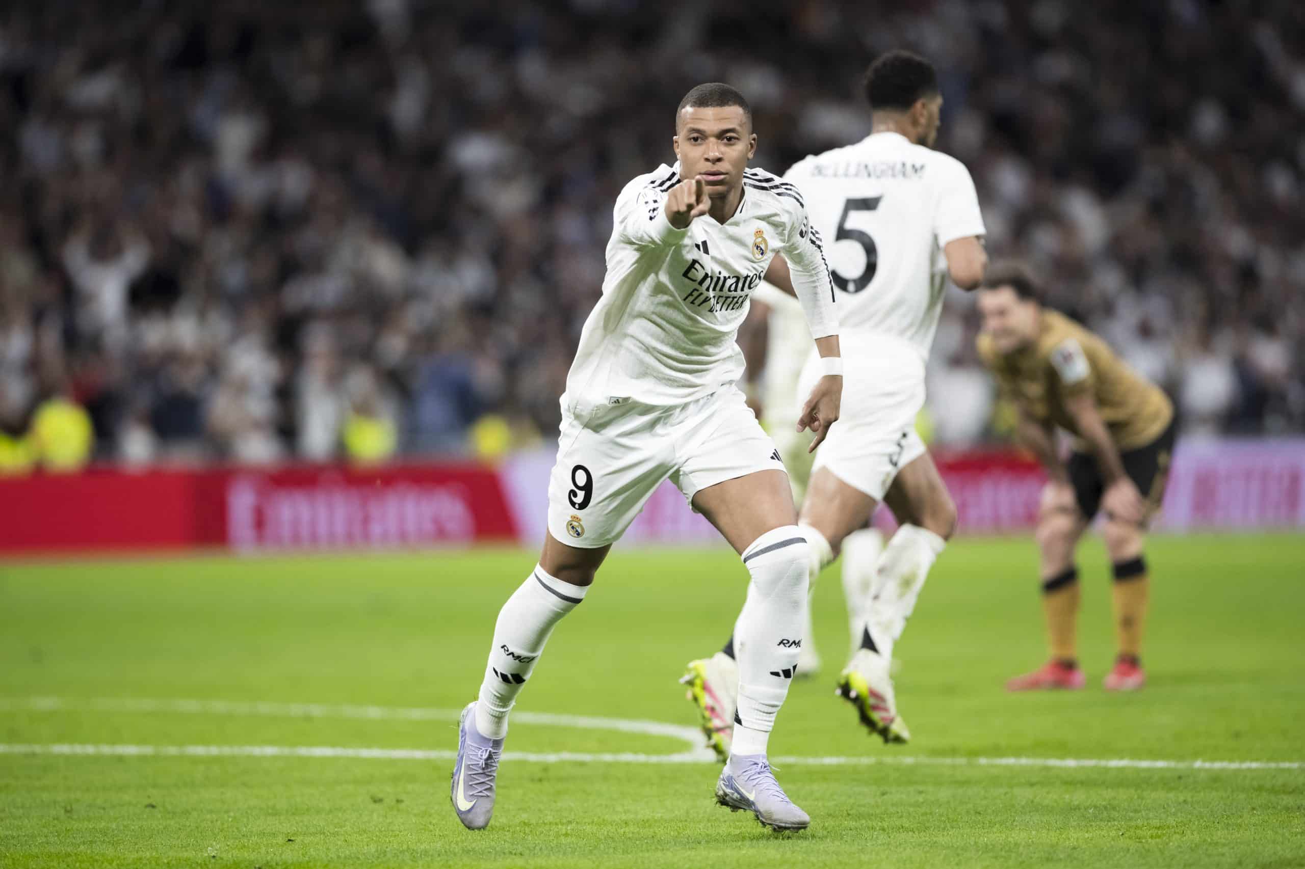 La joie de Kylian Mbappé après un but contre la Real Sociedad avec le Real Madrid.
