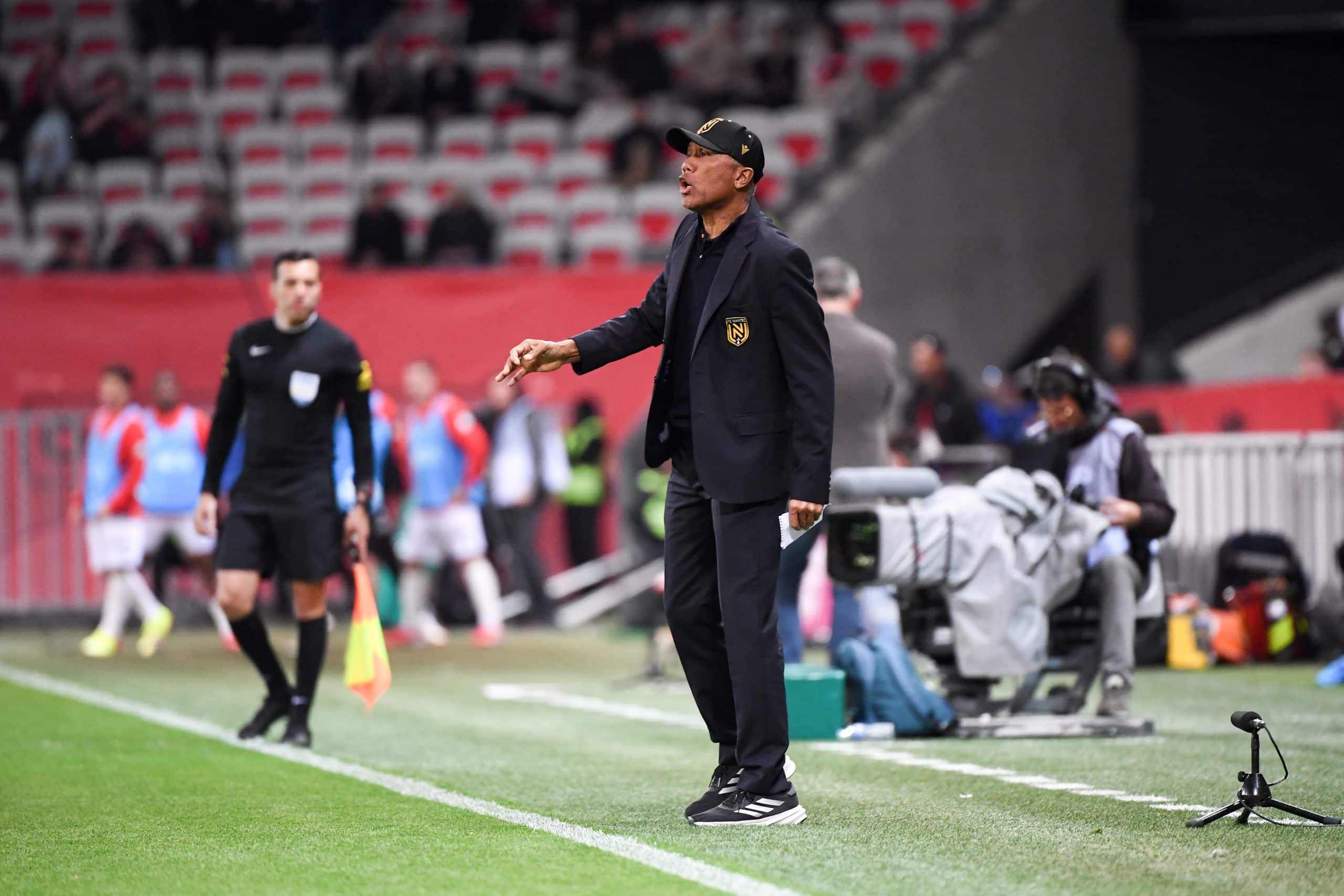 L'entraîneur du FC Nantes, Antoine Kombouaré, lors du match à Nice.