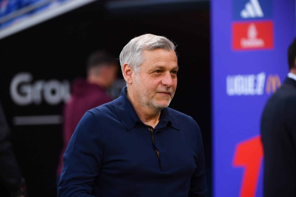 LOSC Mercato : un cadre de Bruno Genesio prolonge (officiel)