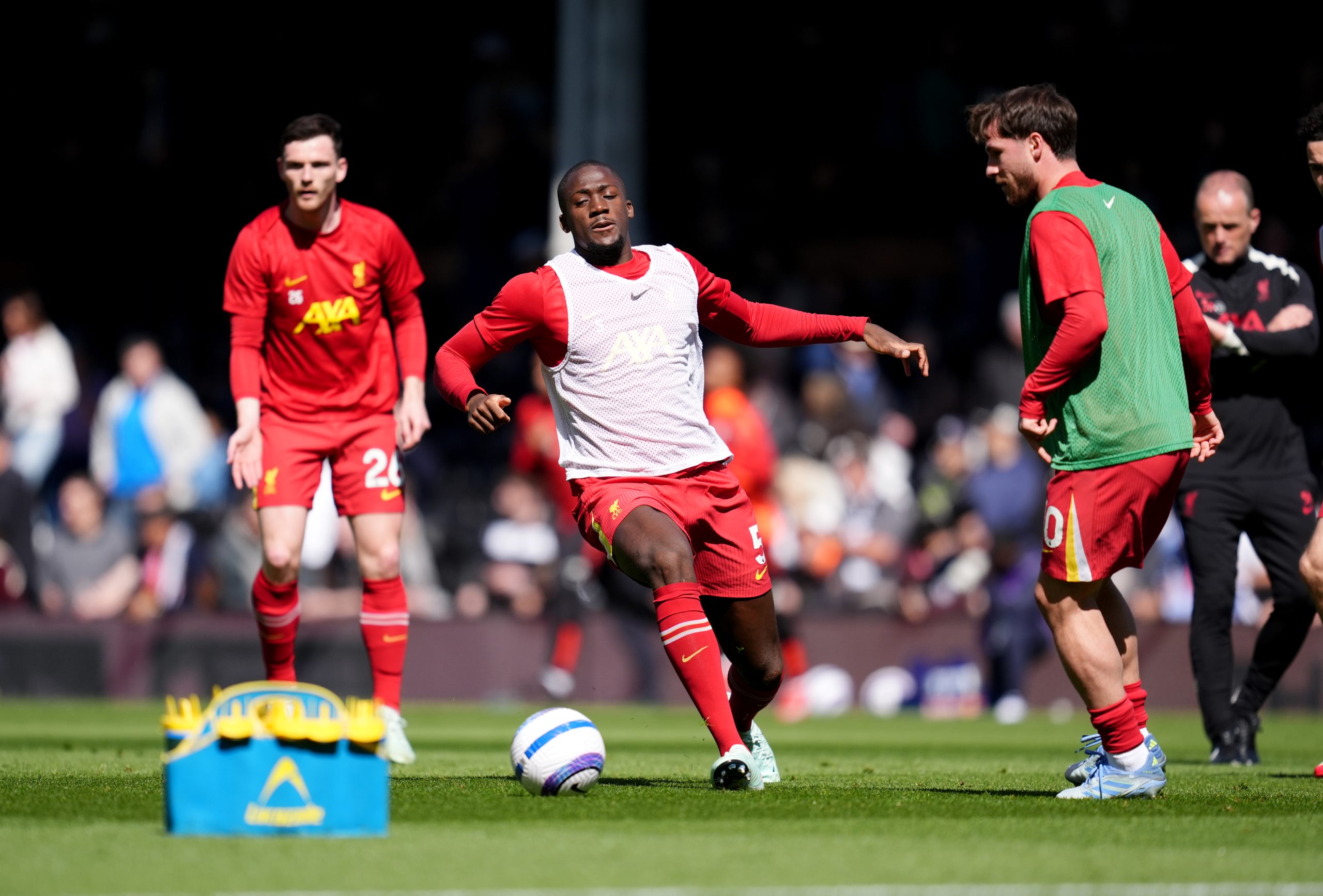 Ibrahima Konaté lors d'un échauffement de Liverpool.