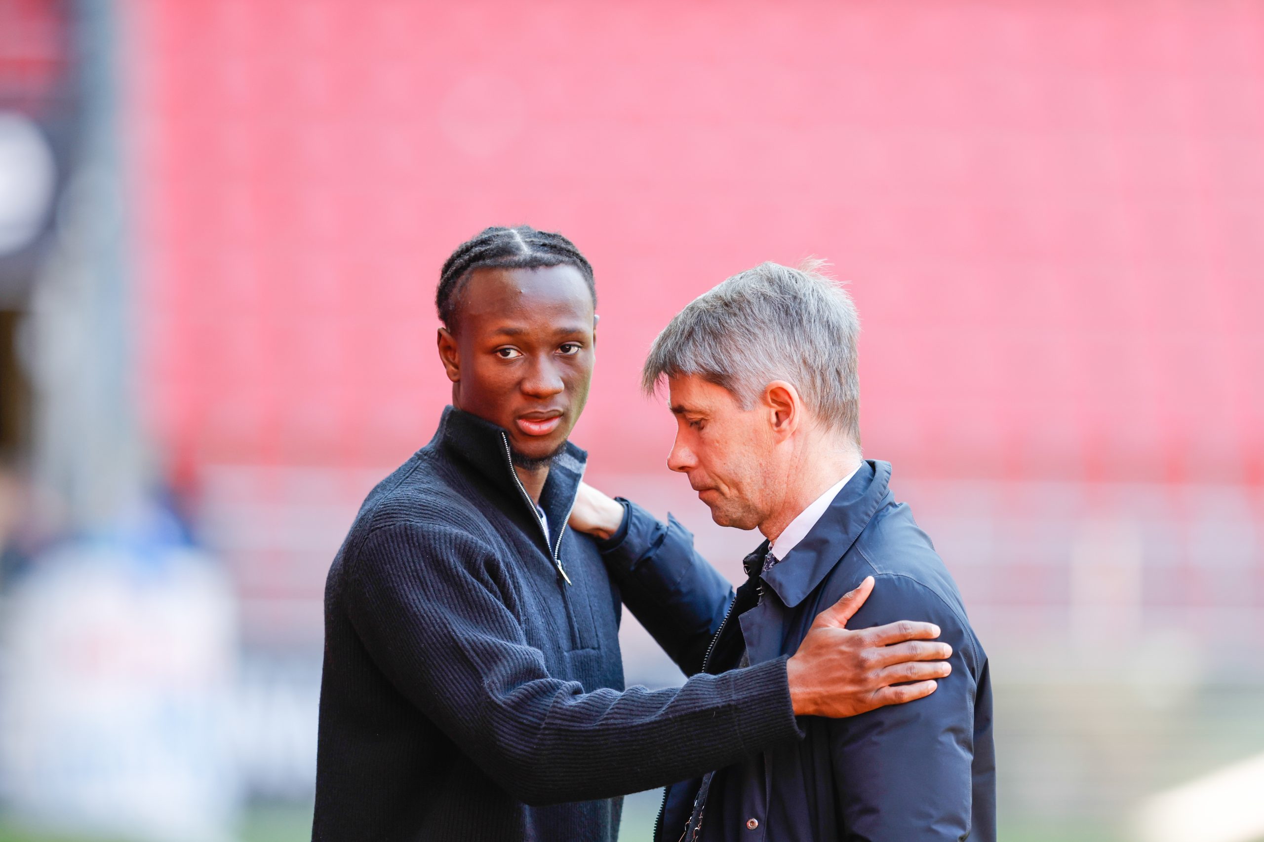Ismaël Koné avec Frederic Massara, lors de son prêt au Stade Rennais.