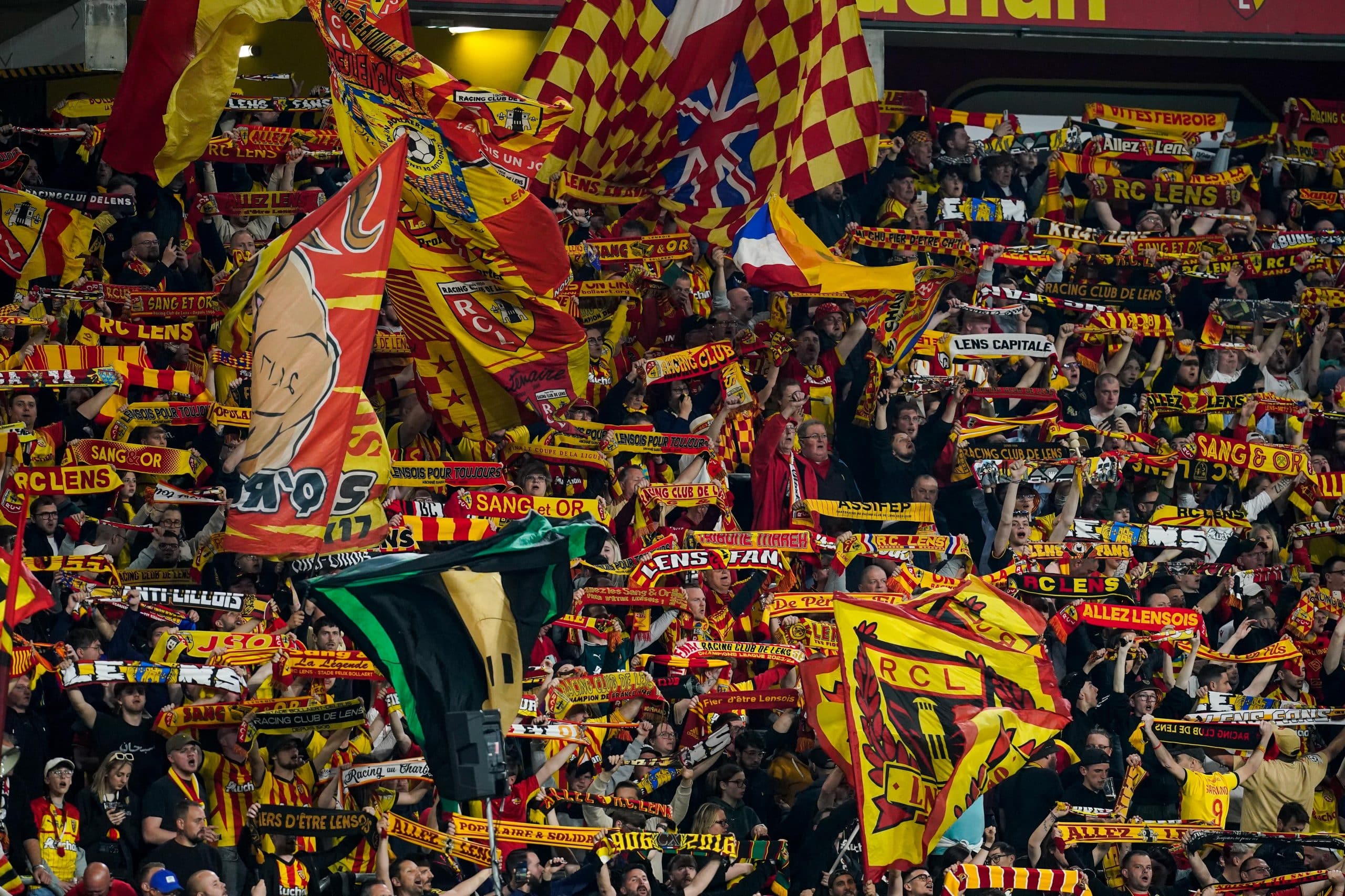 Les supporters du RC Lens lors du match contre Reims.