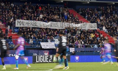 Les ultras du SM Caen, lors du match contre Martigues.