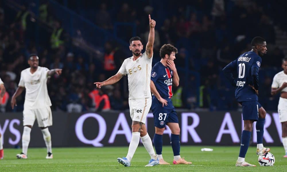 La joie du milieu de l'OGC Nice Morgan Sanson après son doublé contre le PSG.