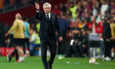 Real Madrid : Ancelotti reste lucide après la défaite face au Barça et répond à nouveau sur son avenir