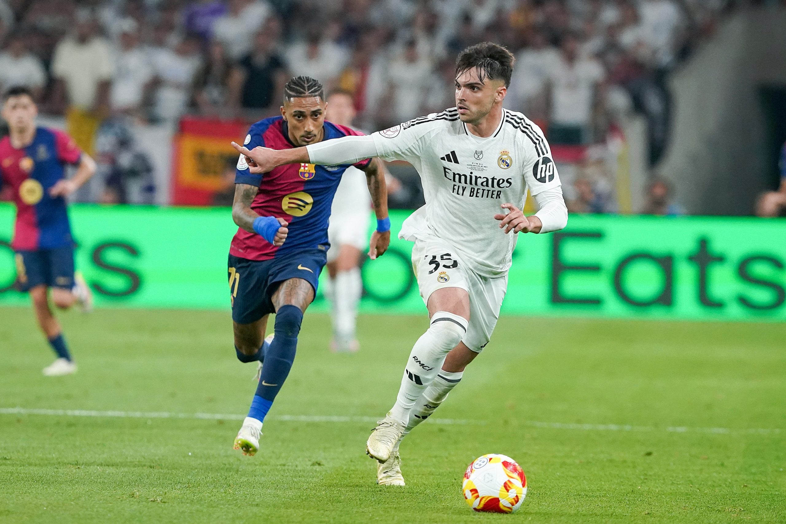 Raul Asencio lors d'un Clasico la saison dernière.