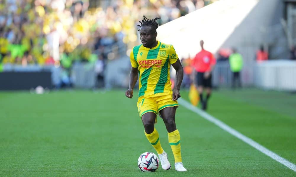 L'ailier du FC Nantes Moses Simon en action.