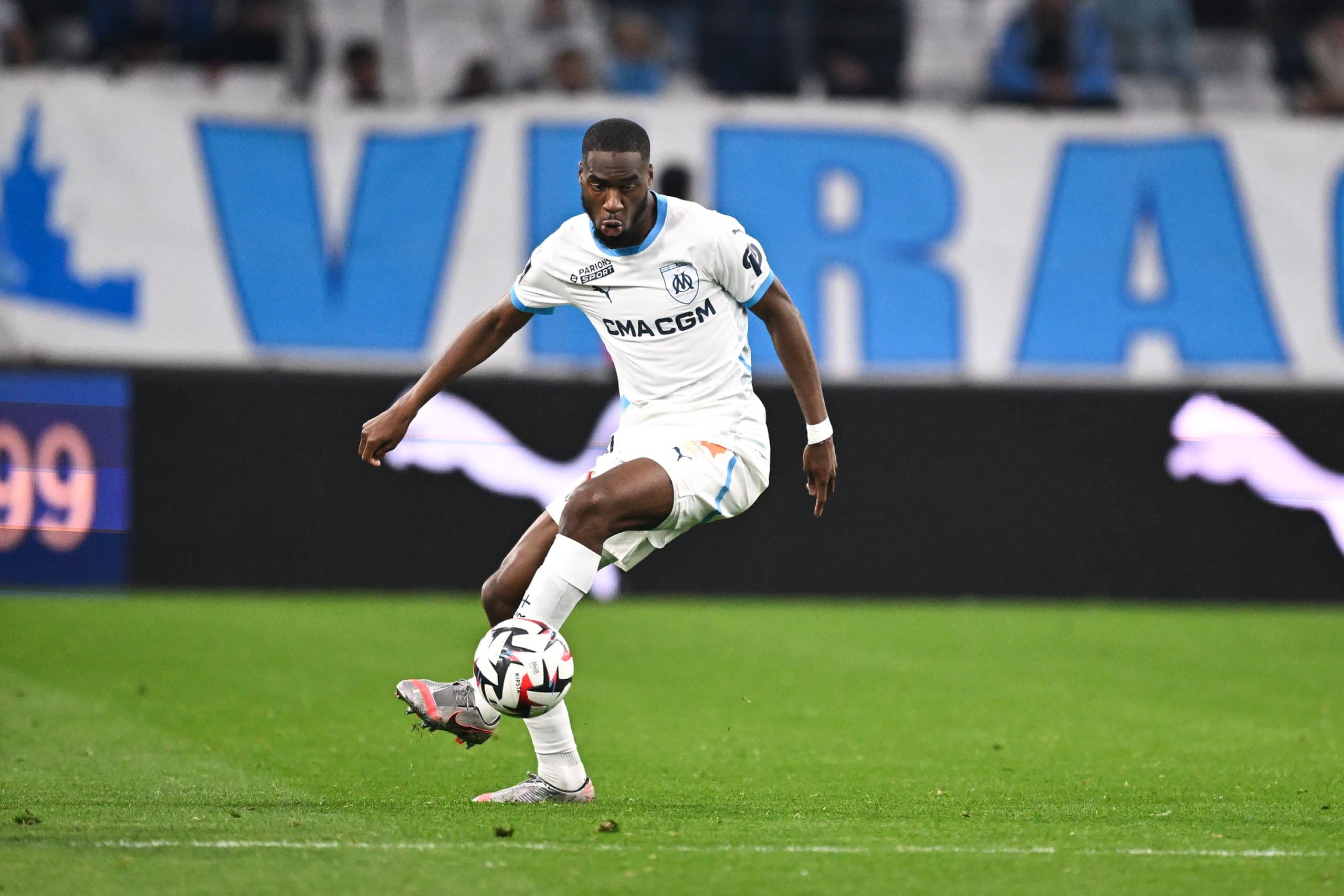 Le milieu de l'OM Geoffrey Kondogbia, reconverti défenseur.